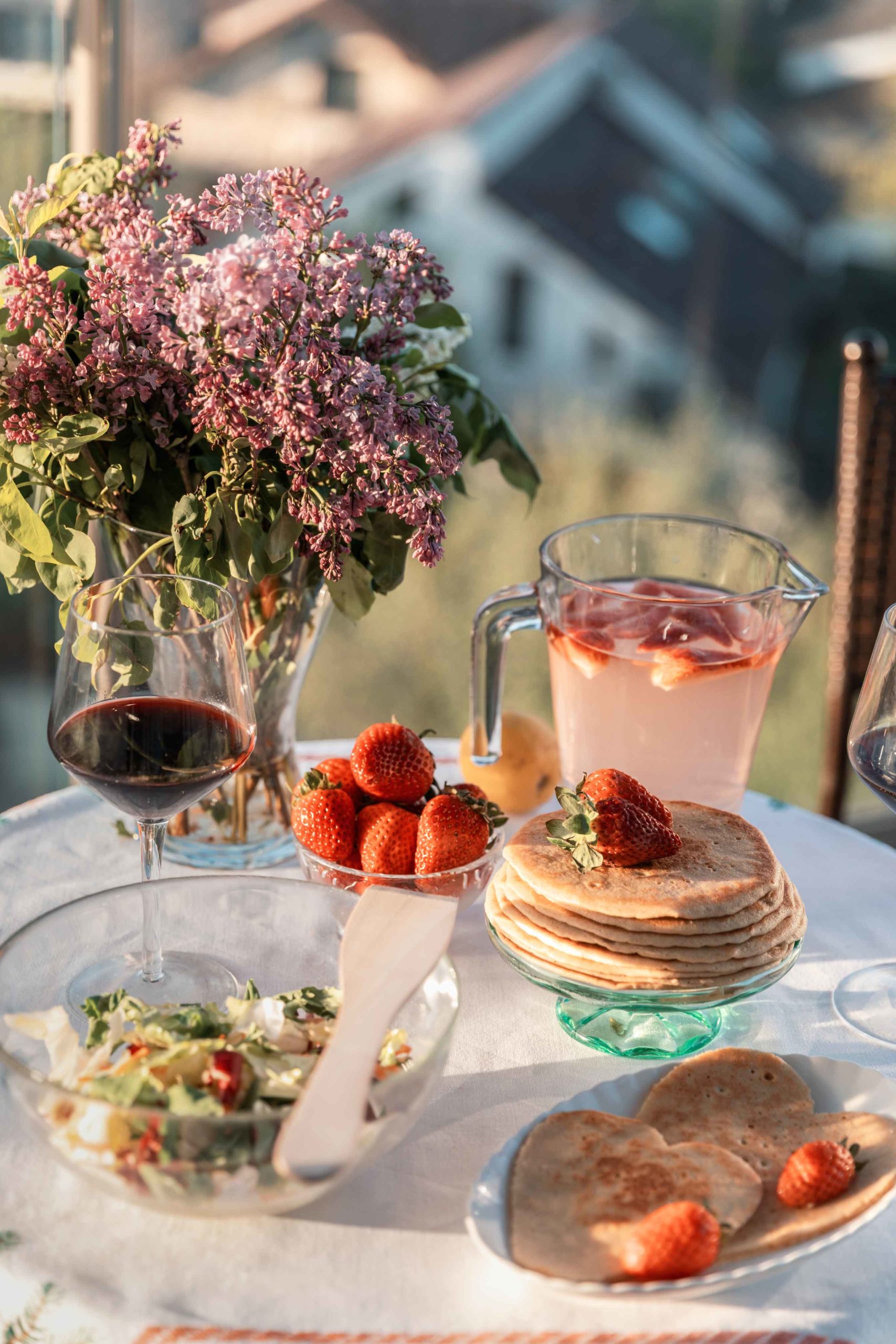Dinner on the balcony: 3 easy recipes to try at home