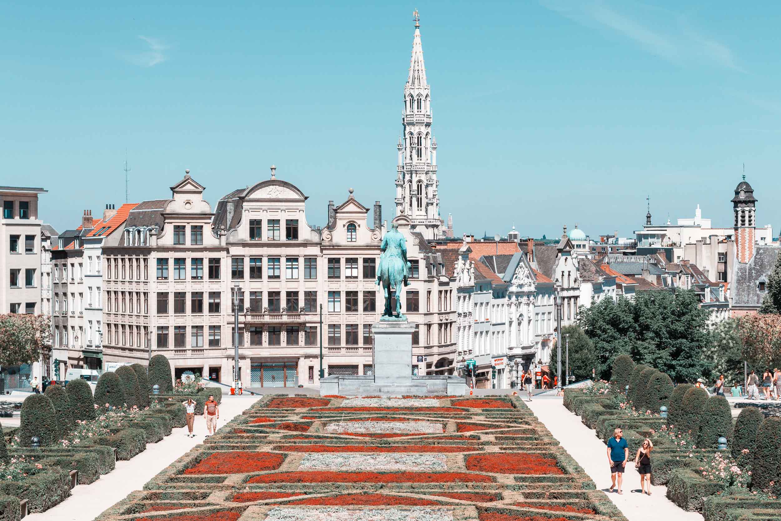 Brussels Travel guide to enjoy it like a local