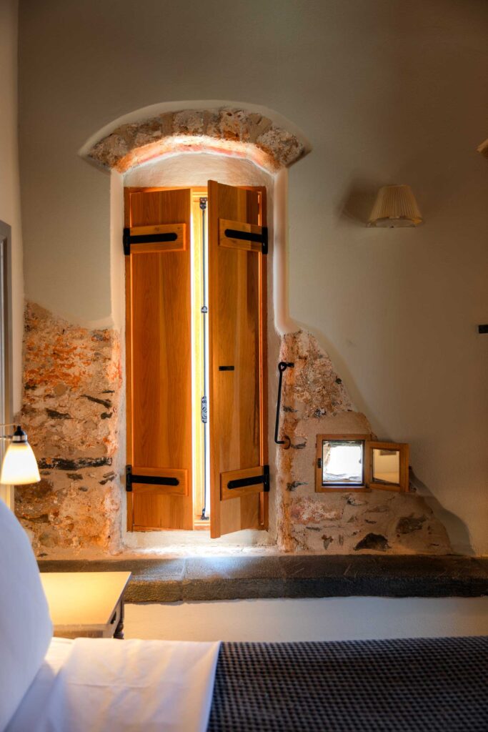 Hotel Kinsterna: A luxury mansion in the legendary Peloponnese