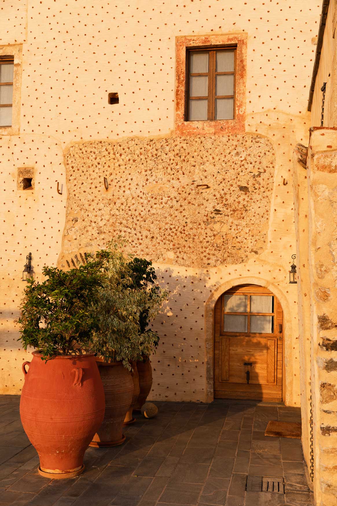 The architecture of Kinsterna Hotel, Monemvasia